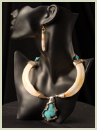 turquoise hog necklace